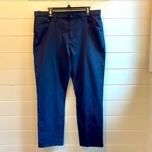 Men’s Weatherproof 36x30 Pants.